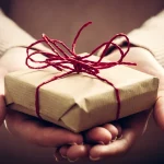 How to Choose Meaningful Gifts That Make a Lasting Impression